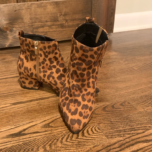 Leopard print bootie - Picture 2 of 4